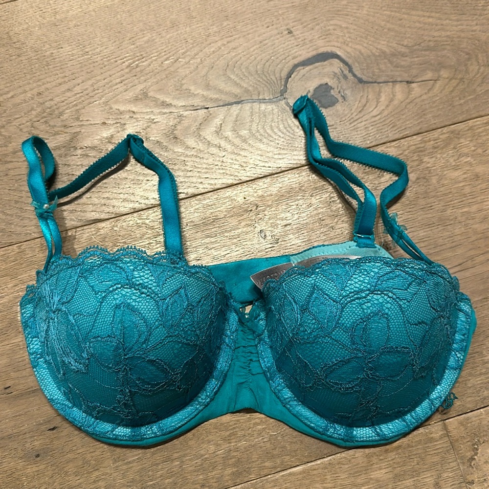 Victoria’s Secret Balconet Lace Bra